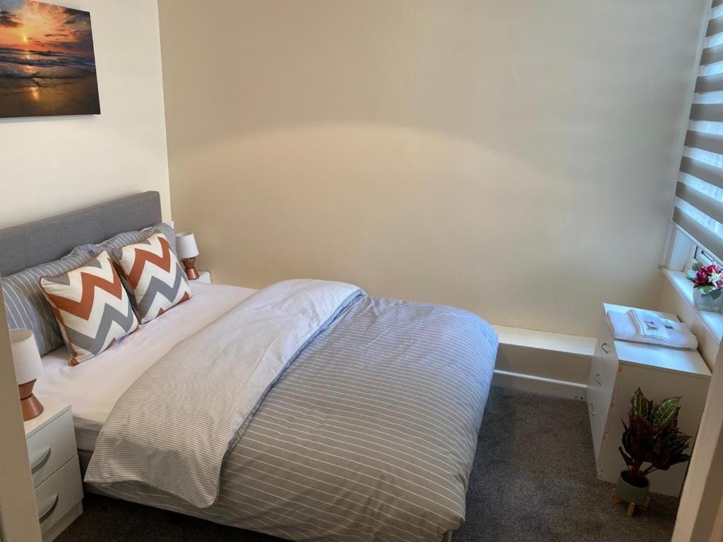 Excellent And Amazing Apartment With Private Parking Gillingham  Dış mekan fotoğraf